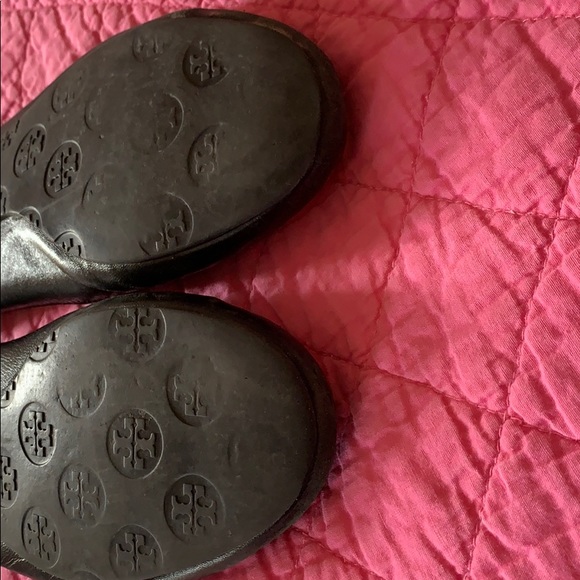 Tory Burch flats. Very used. Black with gold - Picture 4 of 6